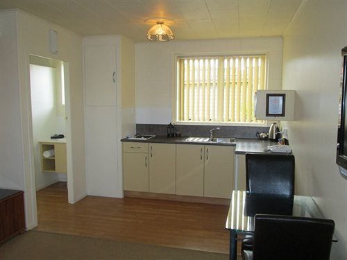 תמז Shortland Court Motel מראה חיצוני תמונה