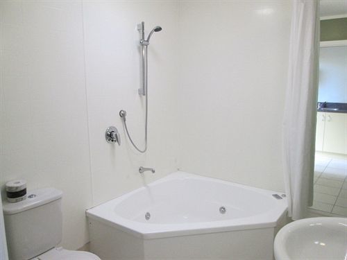 תמז Shortland Court Motel מראה חיצוני תמונה